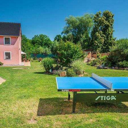 Statek U Dubu Hotel Svojetin Екстериор снимка